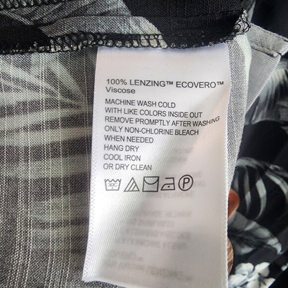 NWT Tommy Bahama Mens Short Sleeve Button Up Shirt USC Trojans Football Size XL - Picture 9 of 12